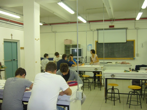 Laboratorio fisica sede.JPG